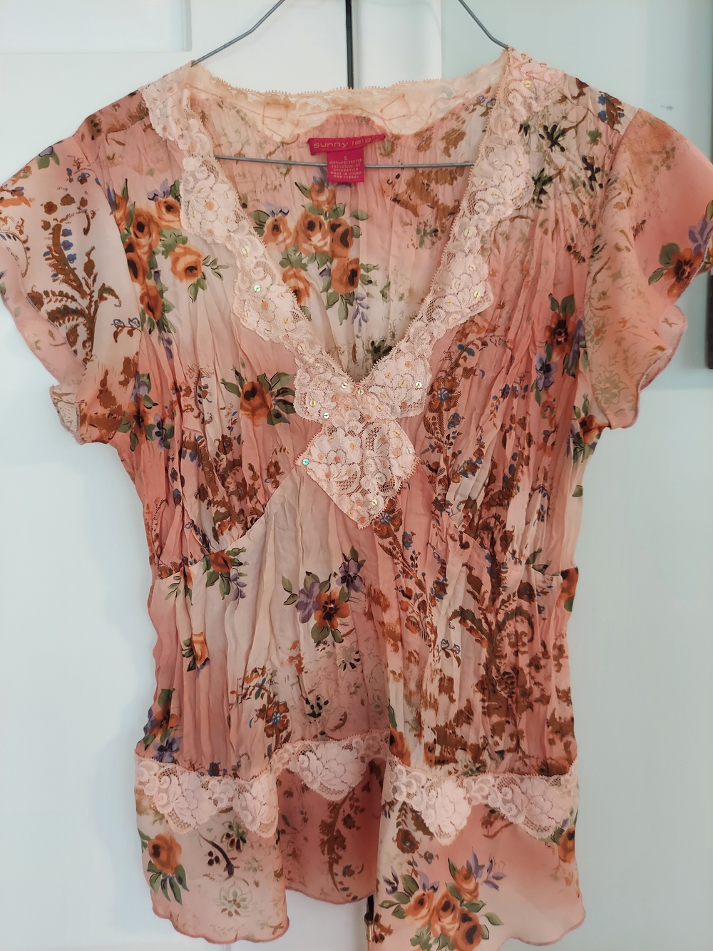 Sunny Leigh Peach Floral Lace Trim Blouse